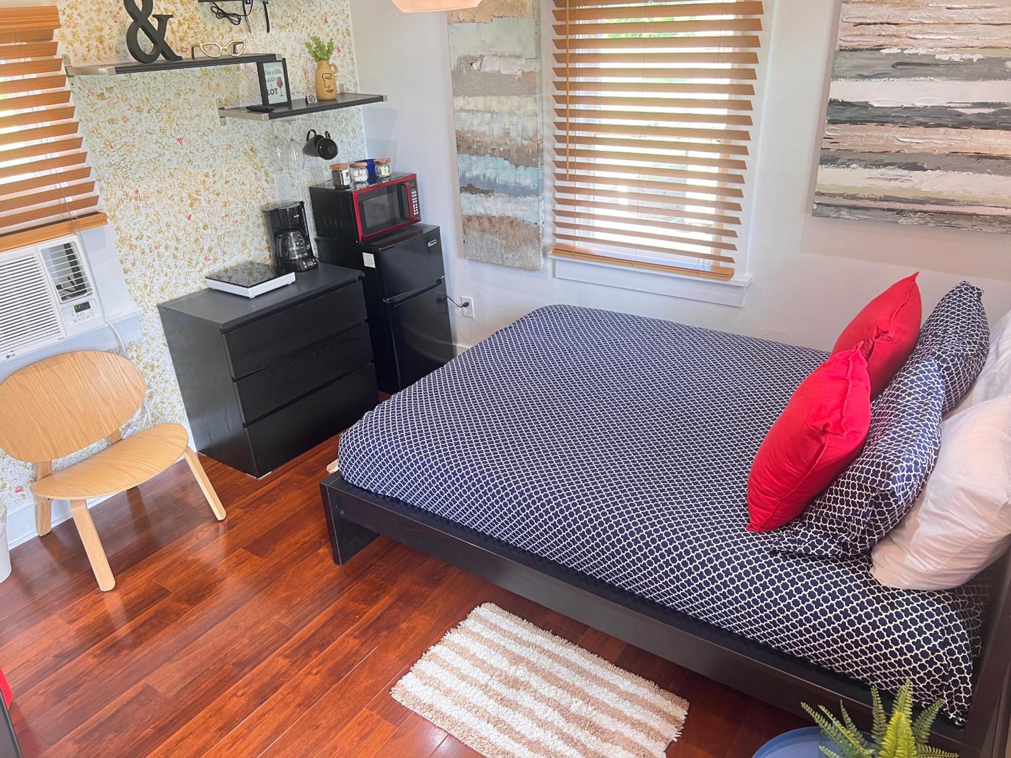 Cape Charles Tiny Livin' Villa ภายนอก รูปภาพ