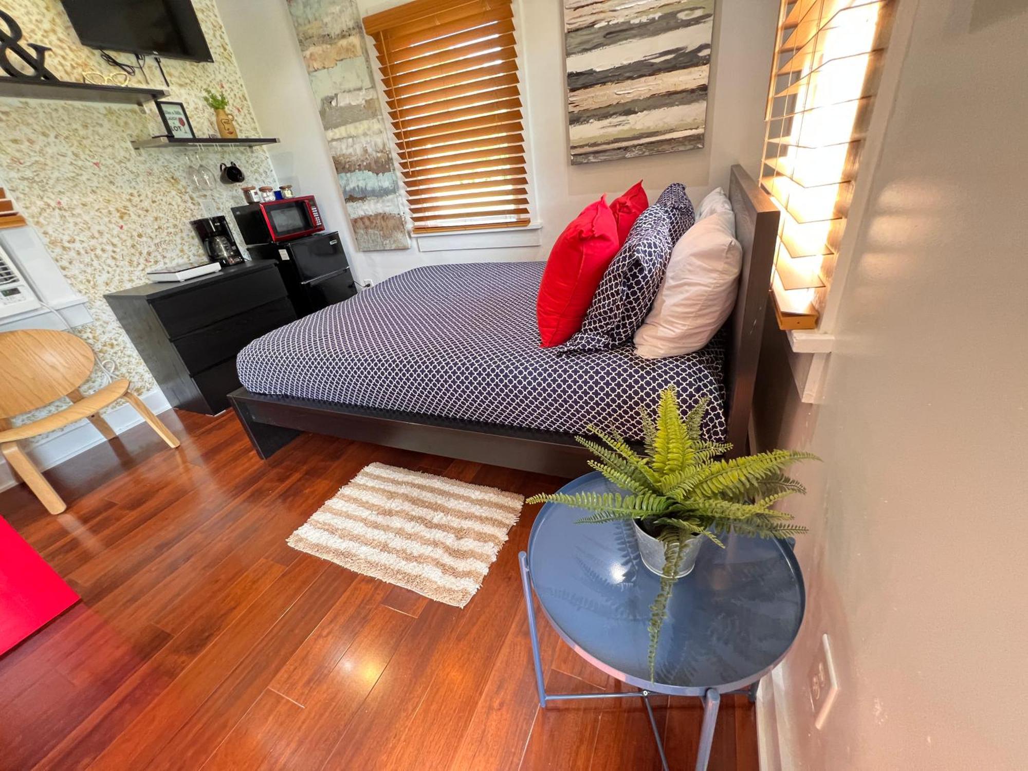 Cape Charles Tiny Livin' Villa ภายนอก รูปภาพ